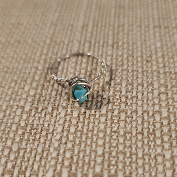 Silver Turquoise Ring - Picture 1 of 3